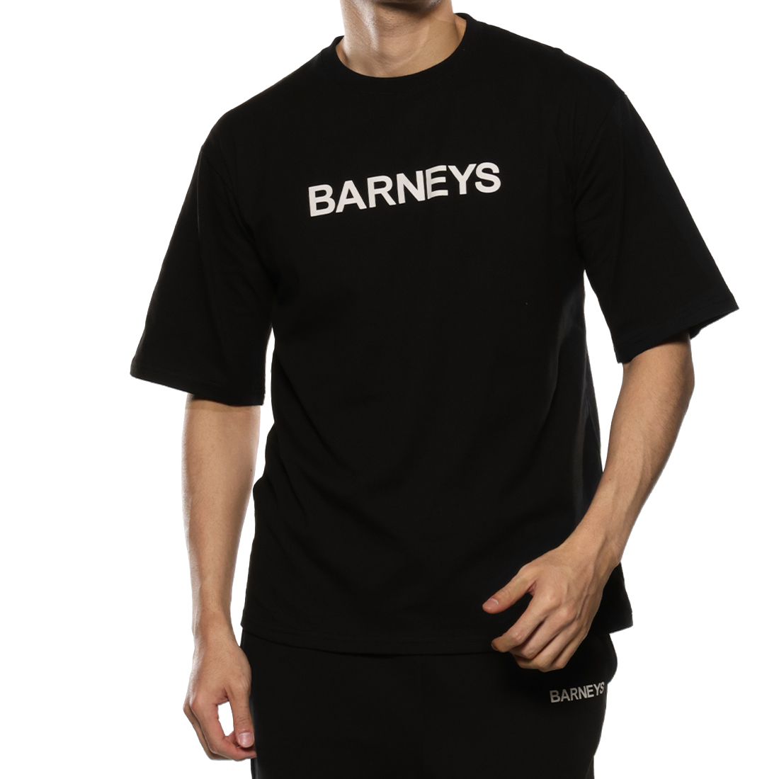 "BARNEYS" ロゴ入りハーフスリーブＴシャツ