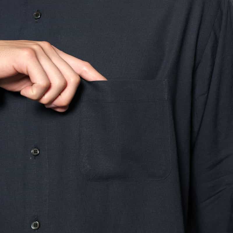 BARNEYS NEW YORK レーヨンリネン バンドカラーシャツ NAVY