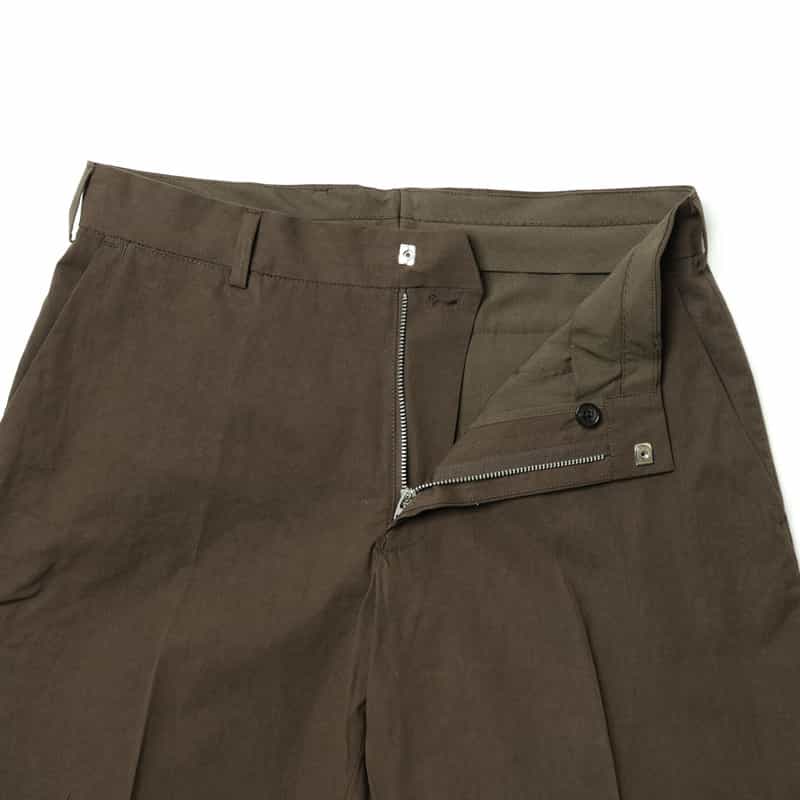 BARNEYS NEW YORK セットアップ テーパードパンツ BROWN