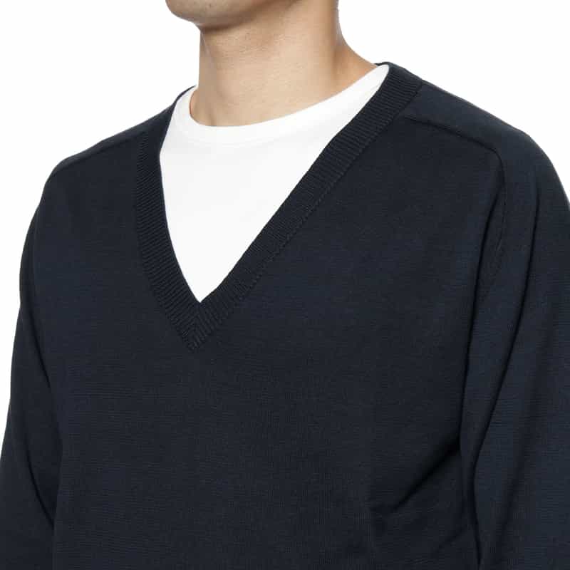 BARNEYS NEW YORK コットン Vネックニットプルオーバー NAVY