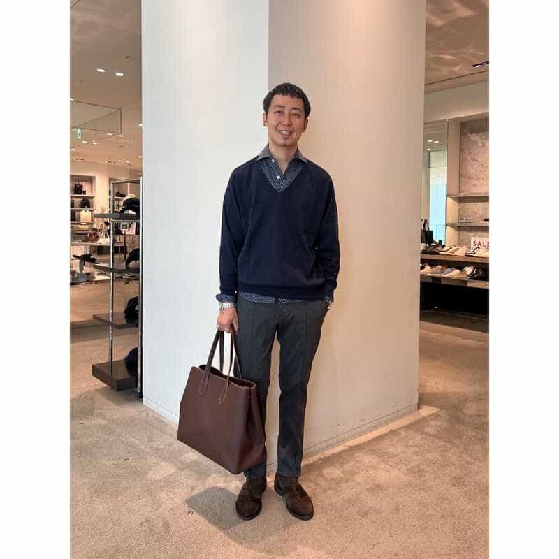 BARNEYS NEW YORK シーアイランドコットン Vネックニットプルオーバー NAVY