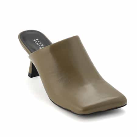 ベルト付き ポインテッドトゥパンプス(2234468)|BARNEYS NEW ベルト付き ポインテッドトゥパンプス(2234468)|BARNEYS NEW