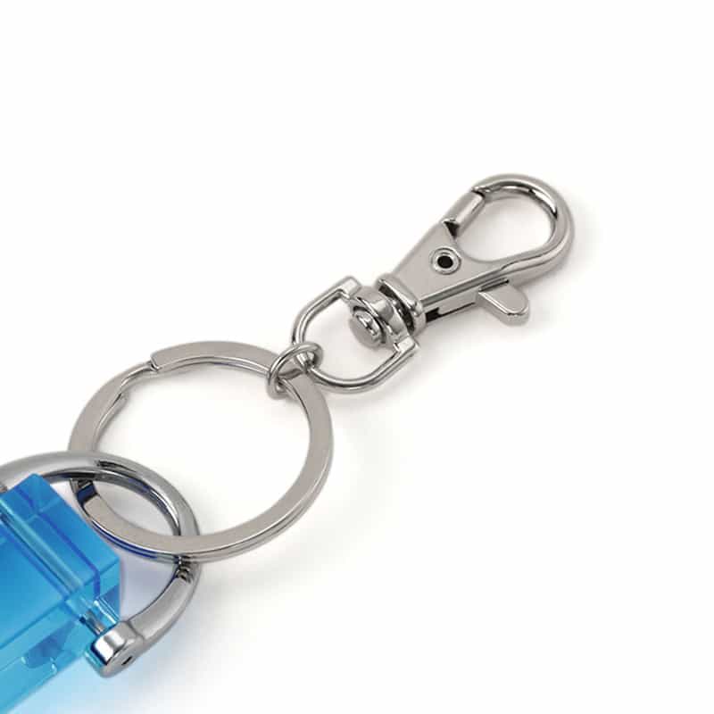 BARNEYS NEW YORK "BARNEYS" ロゴ入り アクリルキーホルダー BLUE