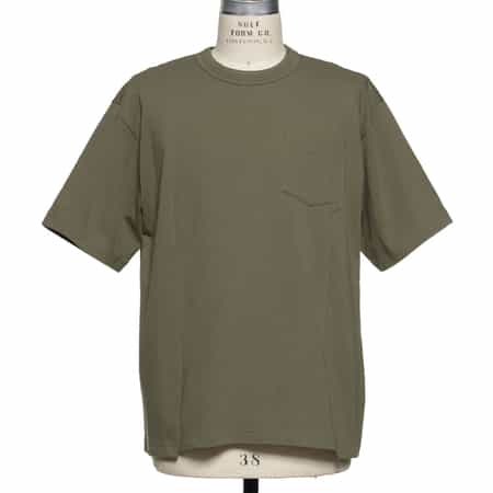 ポケット付きクルーネックTシャツ