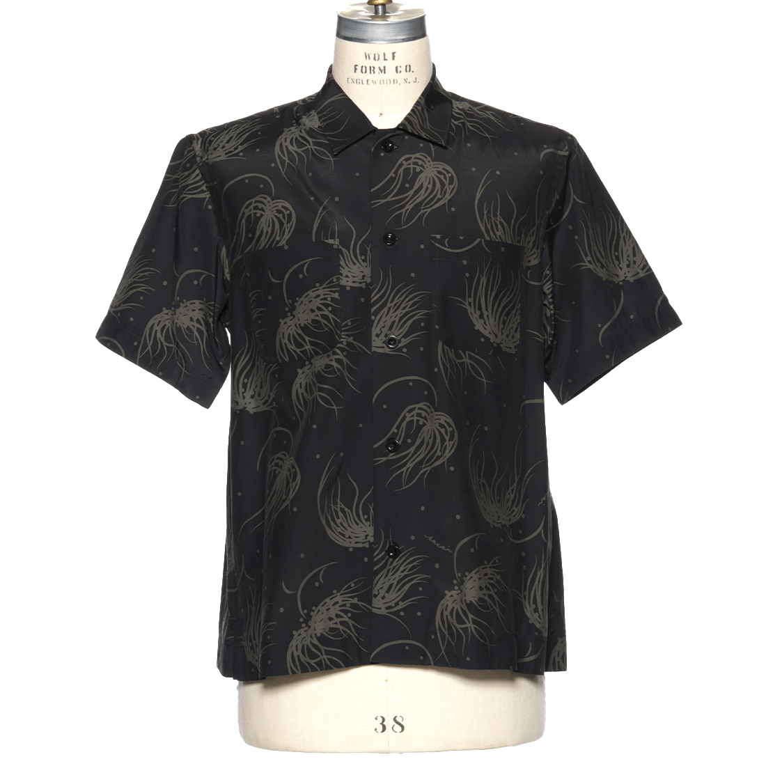 SACAI＜サカイ＞プリントシャツ