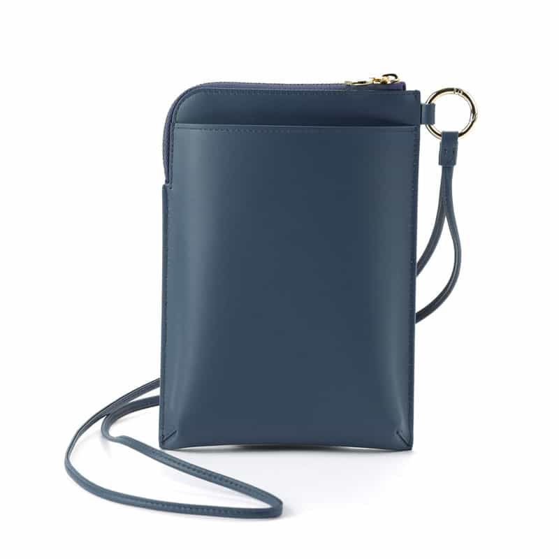 SACAI SACAI＜サカイ＞モバイルポーチ BLUE