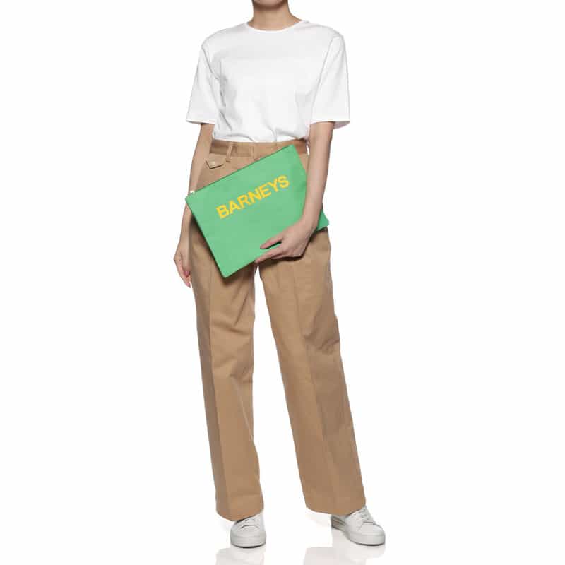 BARNEYS NEW YORK "BARNEYS" ロゴ入りポーチ(L) GREEN