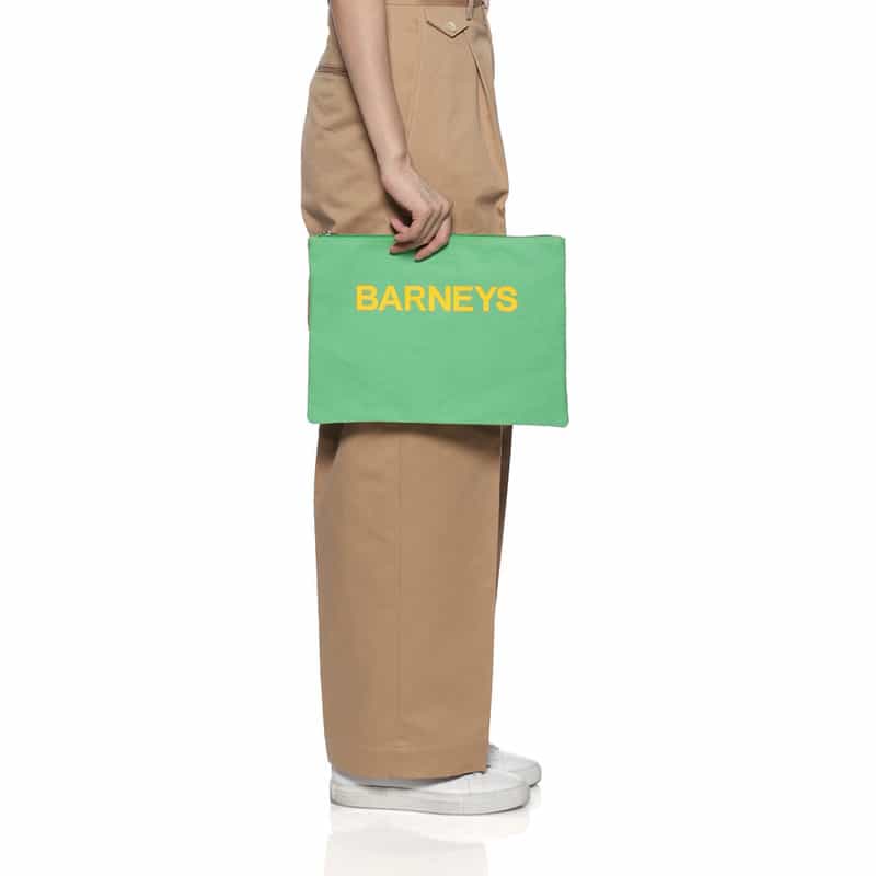 BARNEYS NEW YORK "BARNEYS" ロゴ入りポーチ(L) GREEN