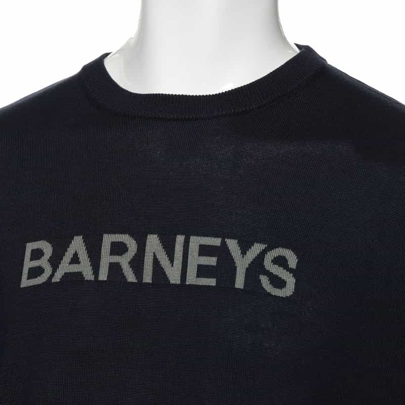 BARNEYS NEW YORK "BARNEYS" ロゴ入りニットプルオーバー(メンズサイズ) NAVY
