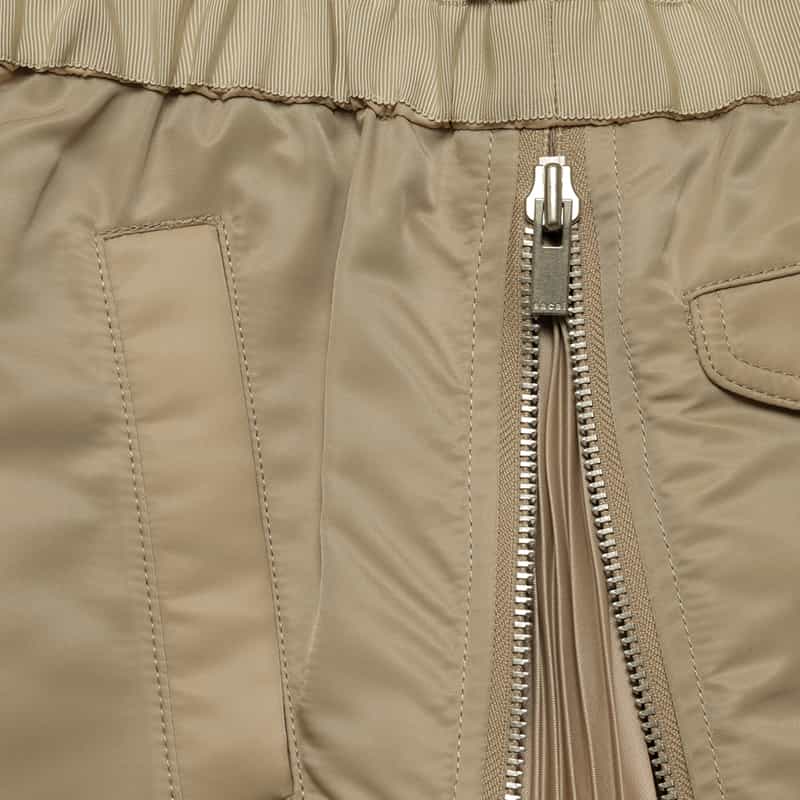 SACAI SACAI＜サカイ＞サイドプリーツ ナイロンツイルスカート BEIGE