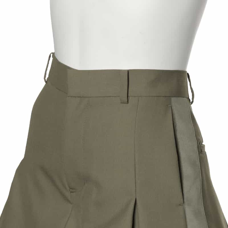 SACAI サイドライン スーチングショートパンツ TAUPE