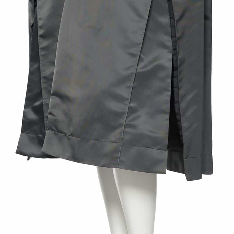 SACAI ナイロンツイル サイドスリットスカート BLUE