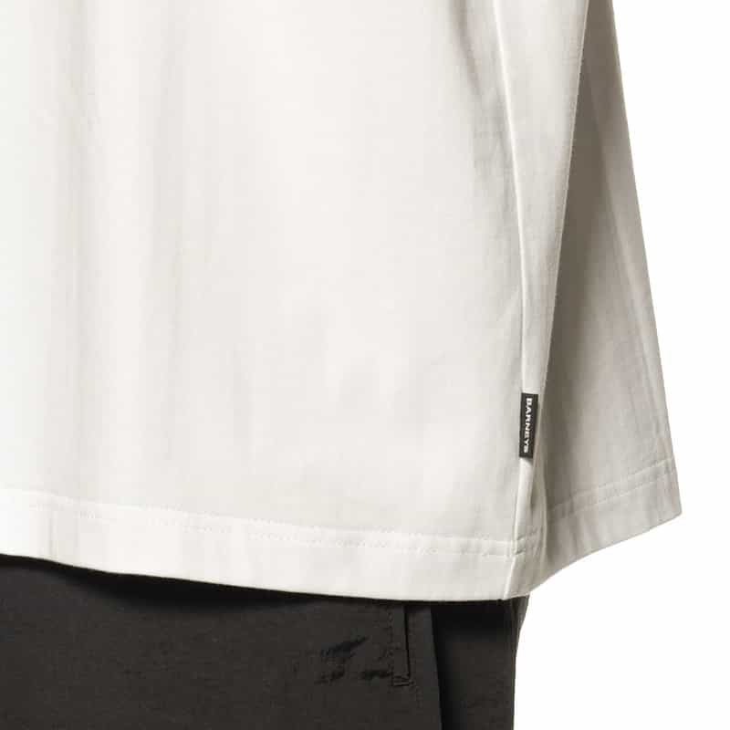 BARNEYS NEW YORK "BARNEYS" タグ付きTシャツ WHITE
