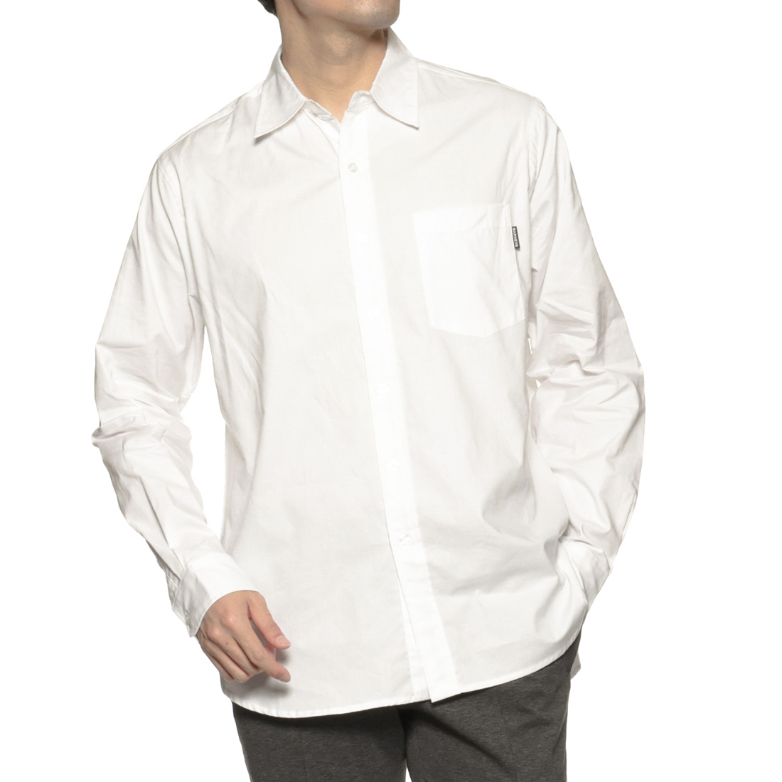 "BARNEYS" タグ付きレギュラーカラーシャツ