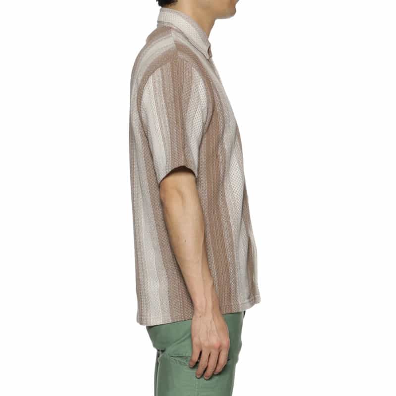 BARNEYS NEW YORK ストライプ柄ニットシャツ BEIGE