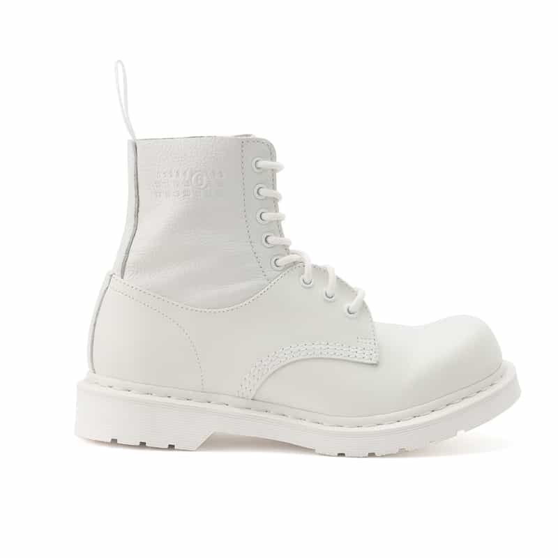 MM6 MAISON MARGIELA MM6 MAISON MARGIELA＜エムエム6 メゾン マルジェラ＞×DR MARTENS＜ドクターマーチン＞ コラボレートブーツ WHITE