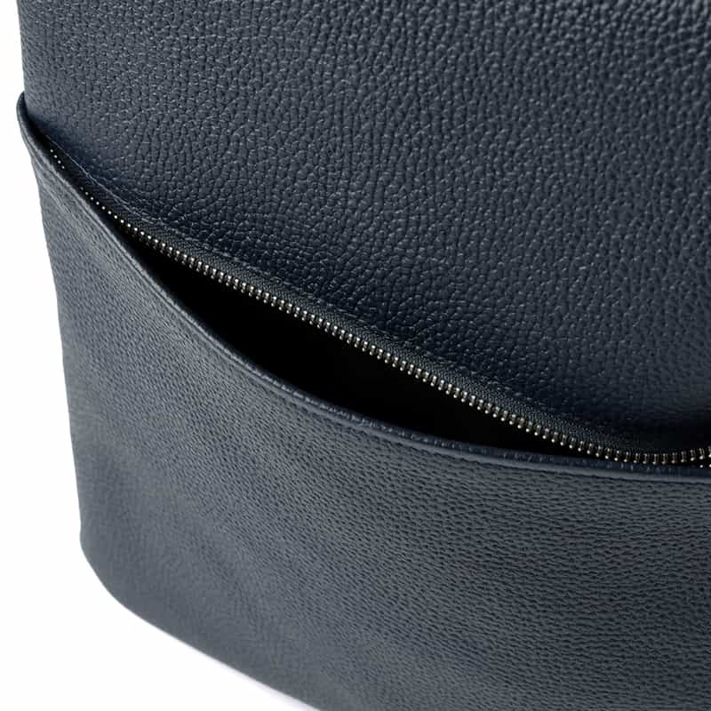 BARNEYS NEW YORK レザーバックパック NAVY