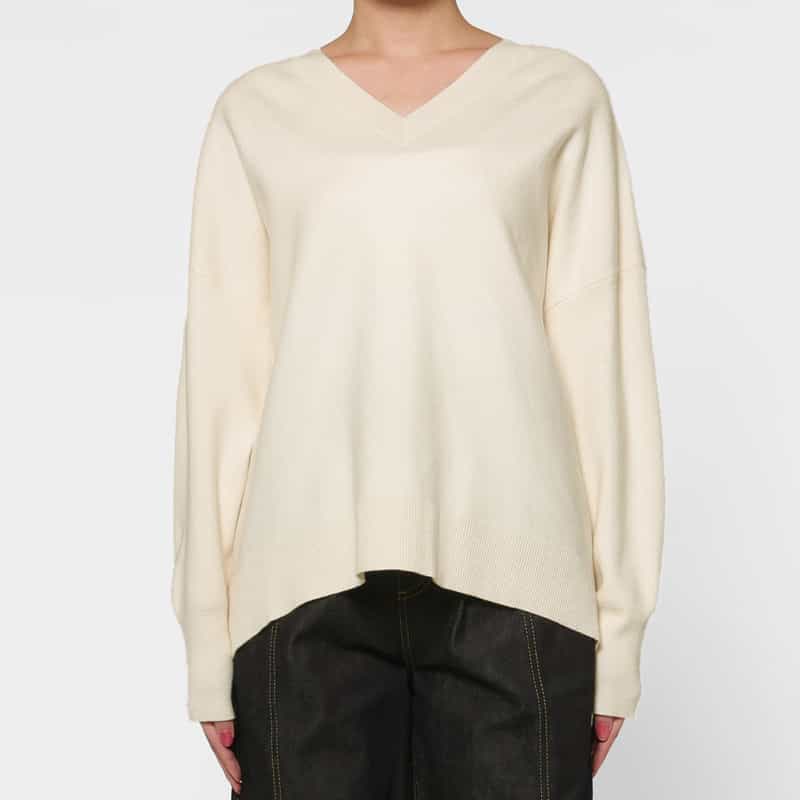 BARNEYS NEW YORK ウォッシャブル Vネックニットプルオーバー IVORY