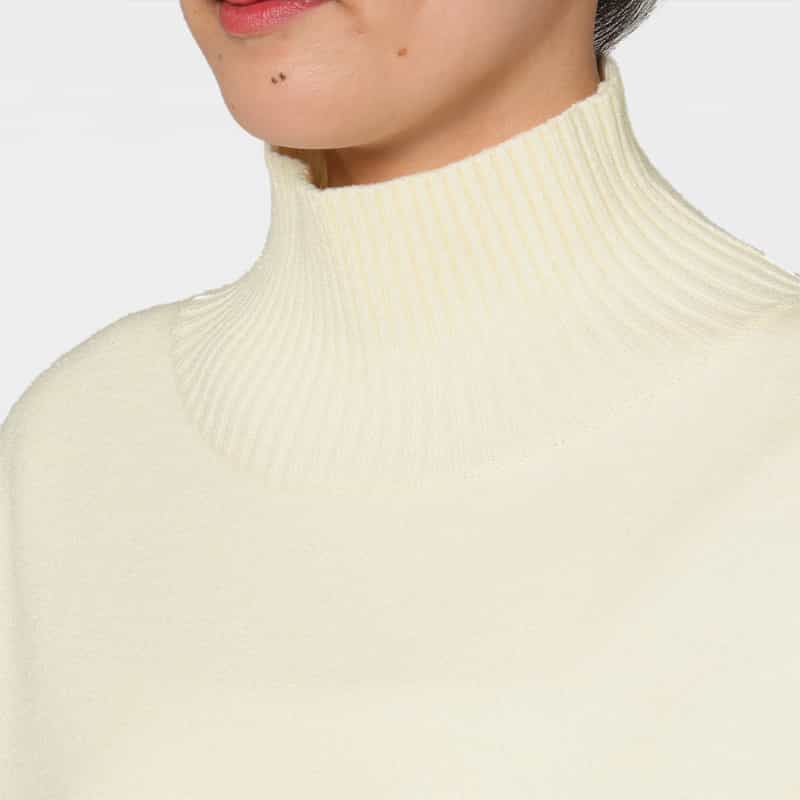 BARNEYS NEW YORK ウォッシャブル ハイネックニットプルオーバー OFF WHITE