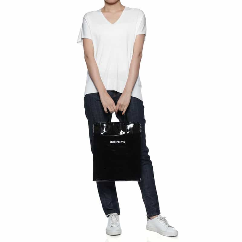 BARNEYS NEW YORK "BARNEYS" ロゴ入りPVCトートバッグ BLACK