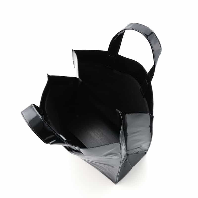 BARNEYS NEW YORK "BARNEYS" ロゴ入りPVCトートバッグ BLACK