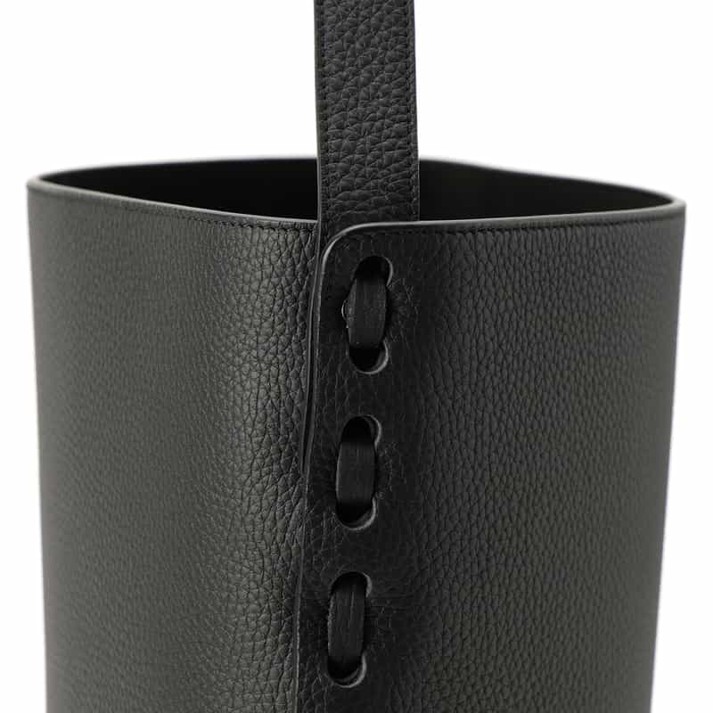 IL MICIO バーニーズ　ニューヨーク限定レザー バケットバッグ BLACK