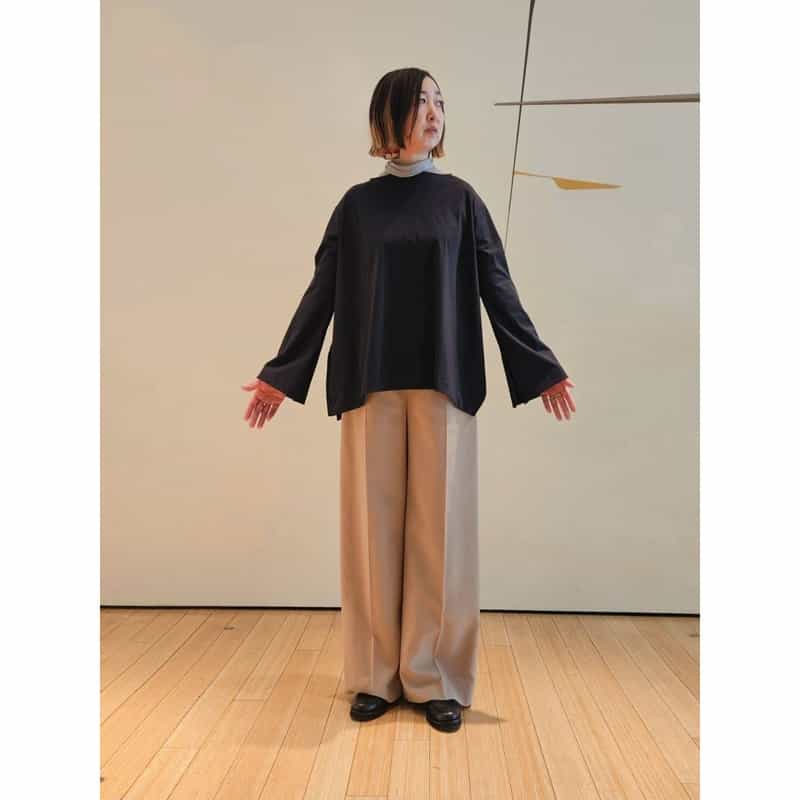 BARNEYS NEW YORK ウォッシャブル バックティアドロップ  ボートネックブラウス BLACK