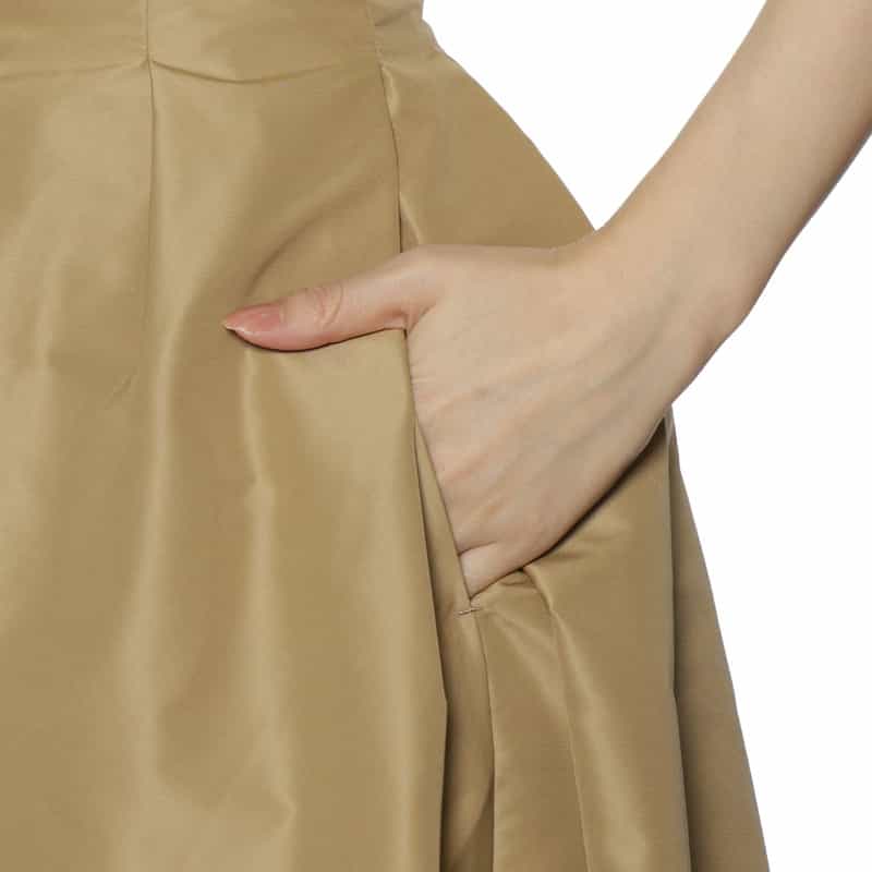 BARNEYS NEW YORK ウォッシャブル タフタ素材フレアスカート BEIGE