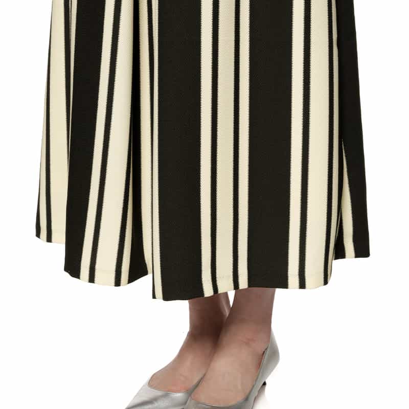 BARNEYS NEW YORK ウォッシャブル ボリュームロングスカート WHITE