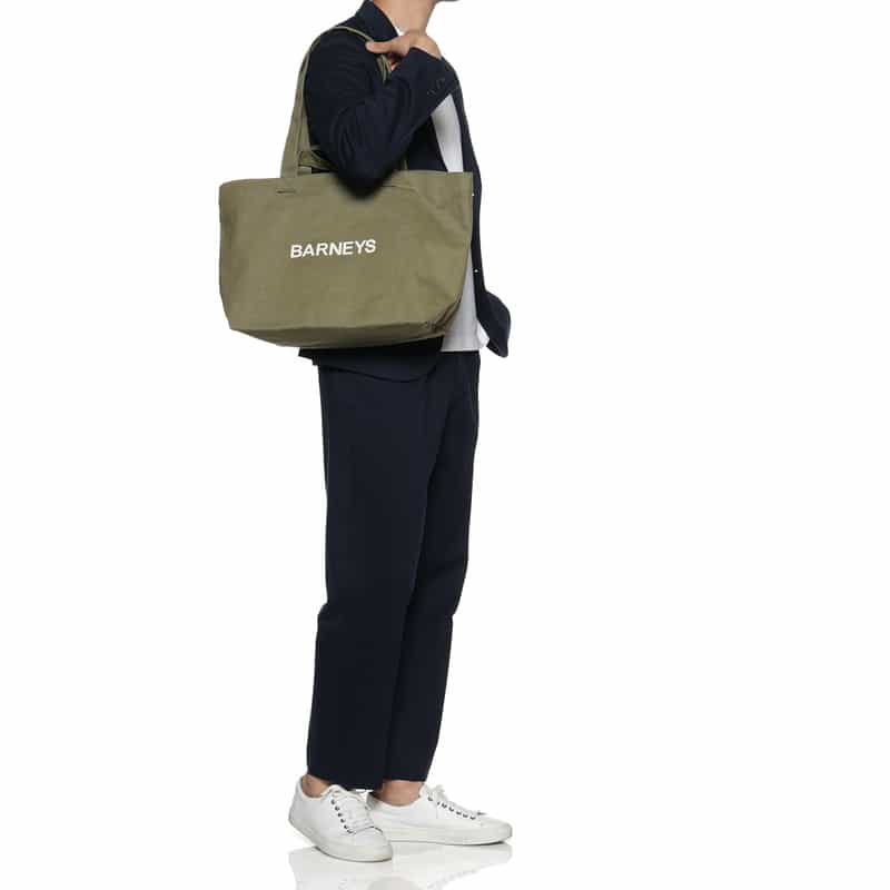 BARNEYS NEW YORK "BARNEYS" ロゴ入り横型2WAYトートバッグ KHAKI