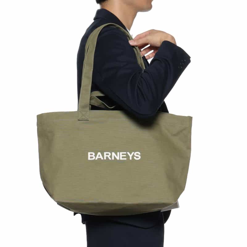 BARNEYS NEW YORK "BARNEYS" ロゴ入り横型2WAYトートバッグ KHAKI