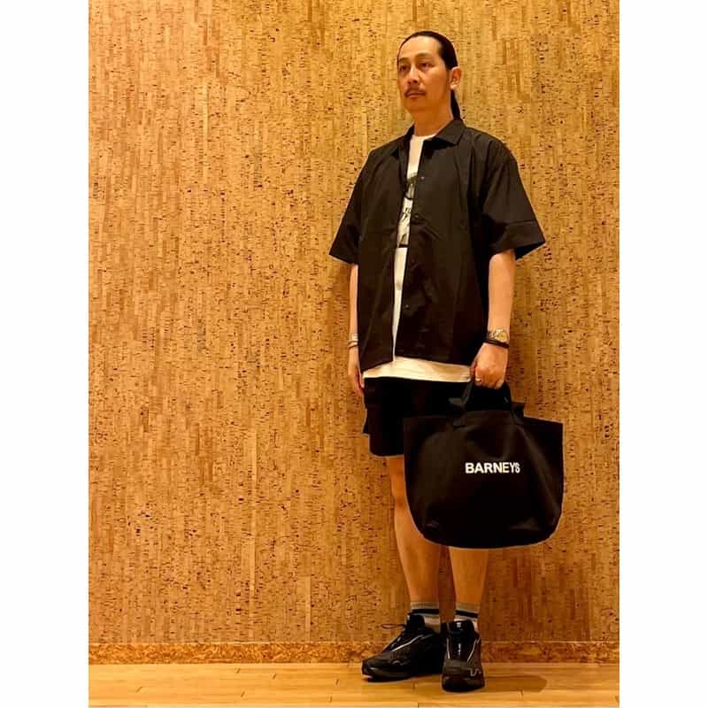 BARNEYS NEW YORK "BARNEYS" ロゴ入り横型2WAYトートバッグ NAVY