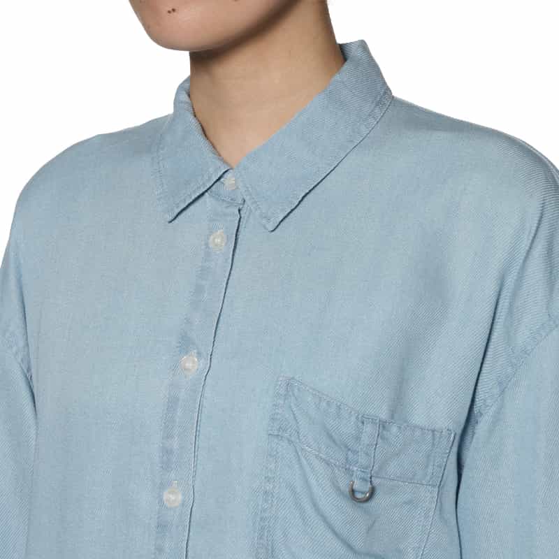 BARNEYS NEW YORK ウォッシャブル 2WAY レーヨンデニム シャツ LT BLUE