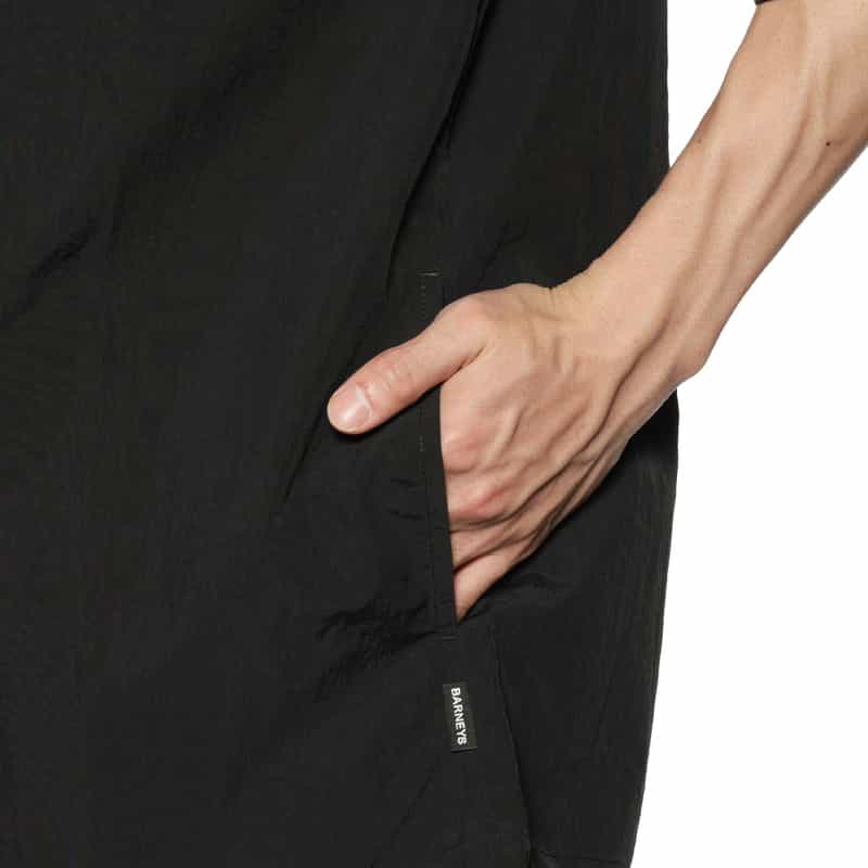 BARNEYS NEW YORK "BARNEYS" ナイロン素材シャツ BLACK