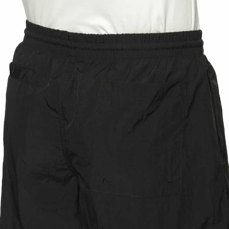 BARNEYS NEW YORK "BARNEYS" ロゴ入りナイロンショーツ BLACK