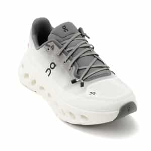 ON＜オン＞スニーカー "COLUDTILT"