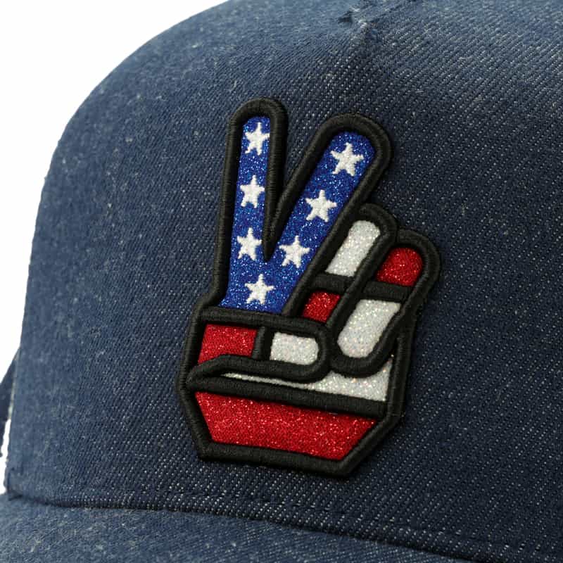 YOSHINORI KOTAKE DESIGN YOSHINORI KOTAKE DESIGN＜ヨシノリ コタケ デザイン＞ベースボールキャップ "PEACE" NAVY