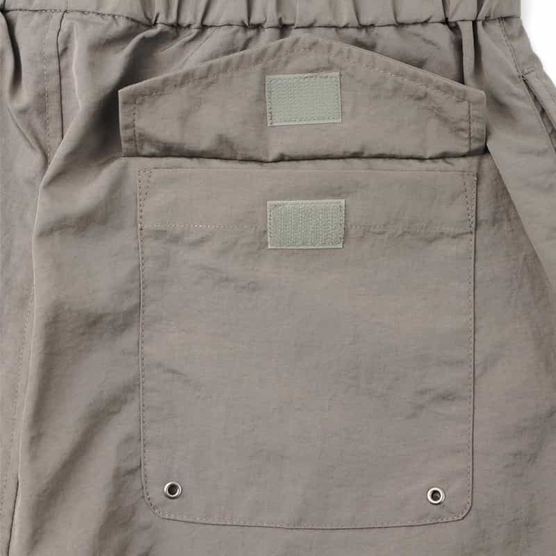 BARNEYS NEW YORK "BARNEYS" ドローストリング ショートパンツ GRAY