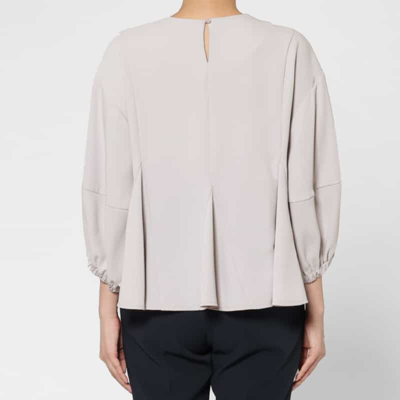 BARNEYS NEW YORK セットアップ ウォッシャブル ポンチ素材ペプラムプルオーバー LIGHT GRAY