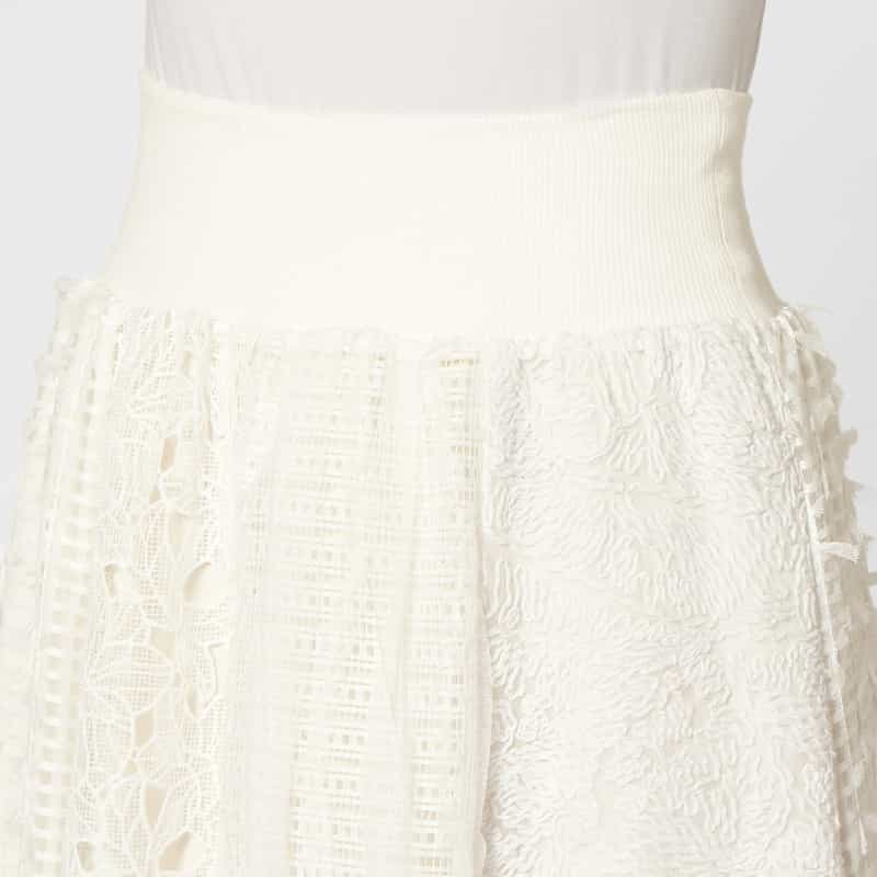 BARNEYS NEW YORK ウォッシャブル ドッキングレースデザインロングスカート OFF WHITE