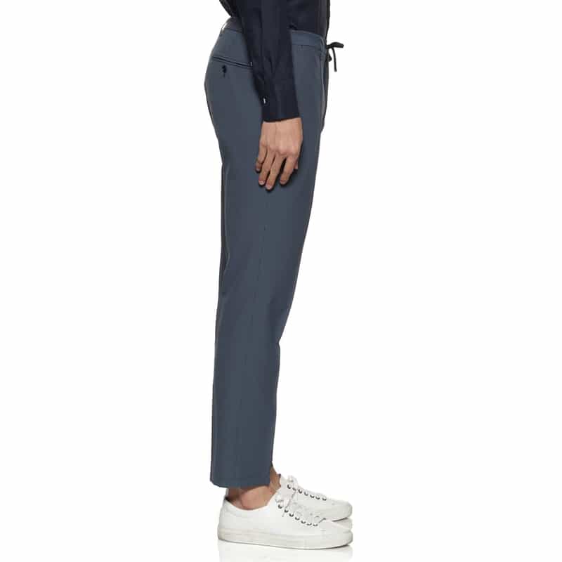 BARNEYS NEW YORK サッカー素材ストレッチパンツ BLUE