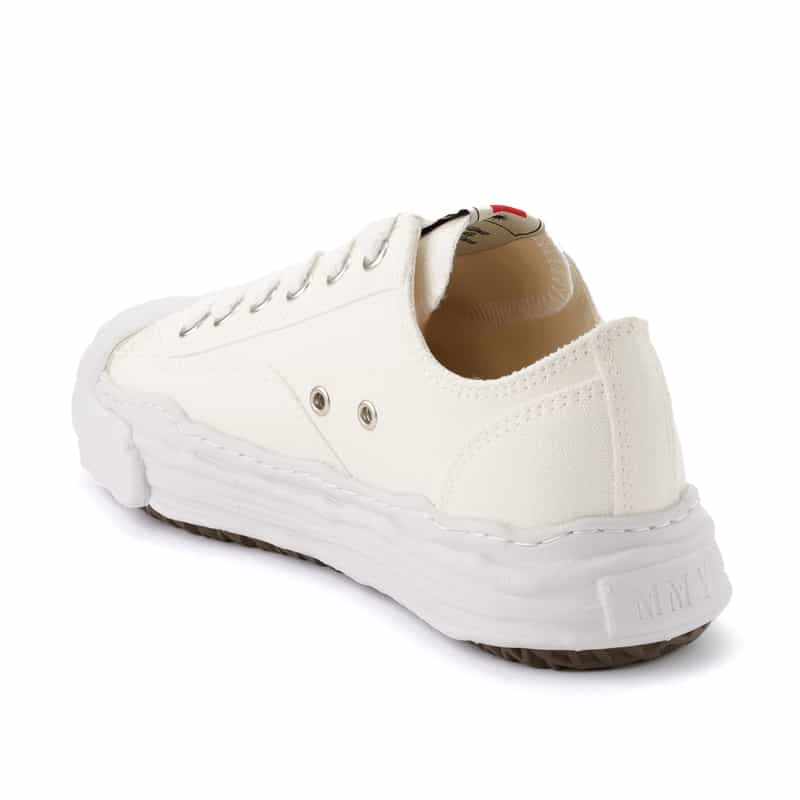 MIHARA YASUHIRO MIHARA YASUHIRO＜ミハラ　ヤスヒロ＞スニーカー "HANK" WHITE