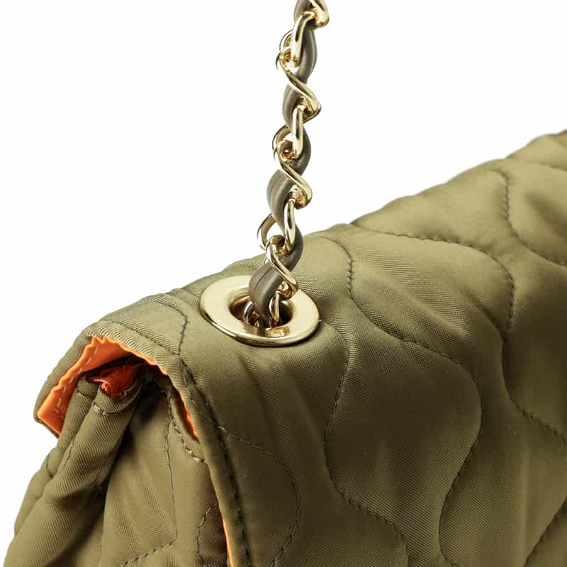 BARNEYS NEW YORK キルティングショルダーバッグ KHAKI