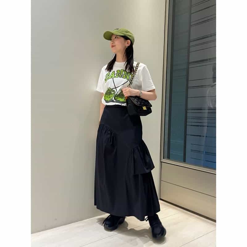BARNEYS NEW YORK キルティングショルダーバッグ BLACK