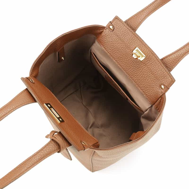 BARNEYS NEW YORK レザーハンドバッグ BROWN