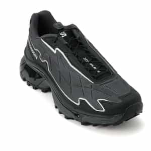 【関税込み】Salomon ブラック＆グレー XT-SLATE スニーカー Salomon XT-Slate スニーカー | ブラック | FARFETCH JP