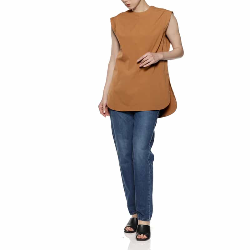 HYKE バックジップ ノースリーブブラウス CAMEL