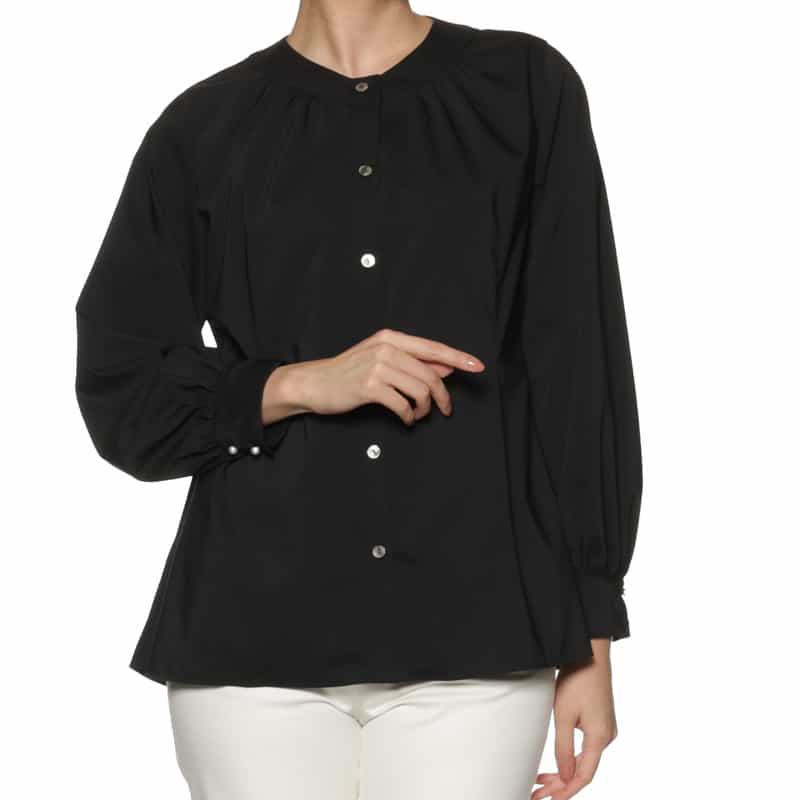 BARNEYS NEW YORK ウォッシャブル タック入りパールボタンブラウス BLACK