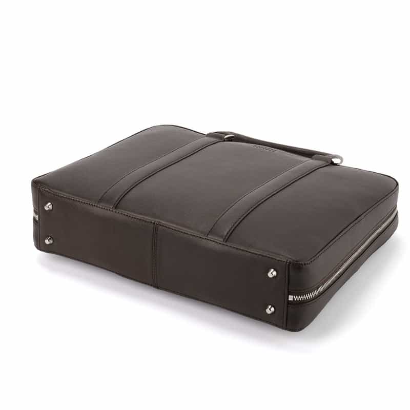 BARNEYS NEW YORK オンラインストア限定ブリーフケース BROWN