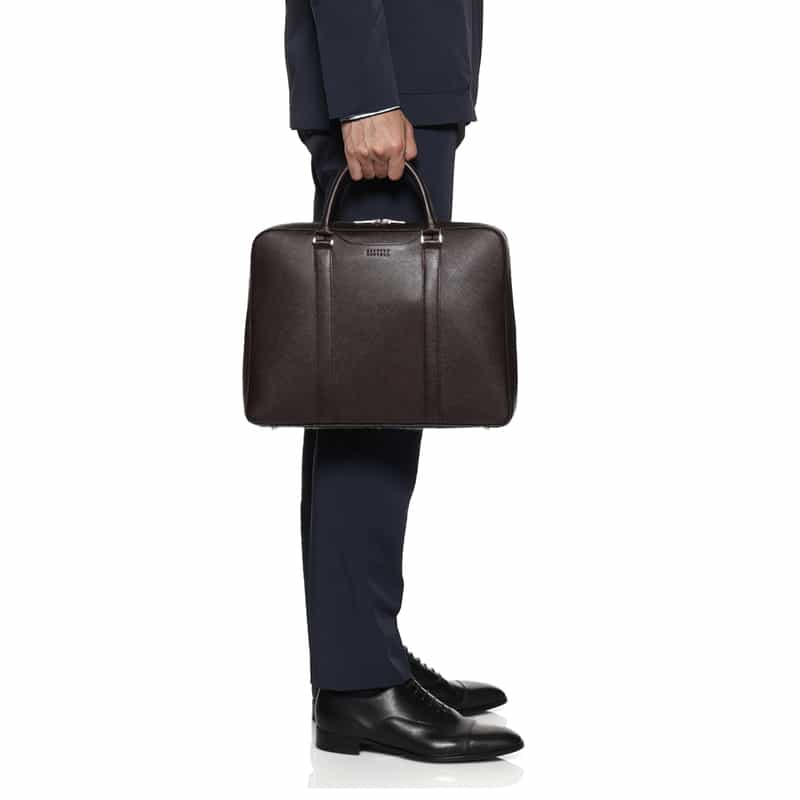 BARNEYS NEW YORK オンラインストア限定ブリーフケース BROWN